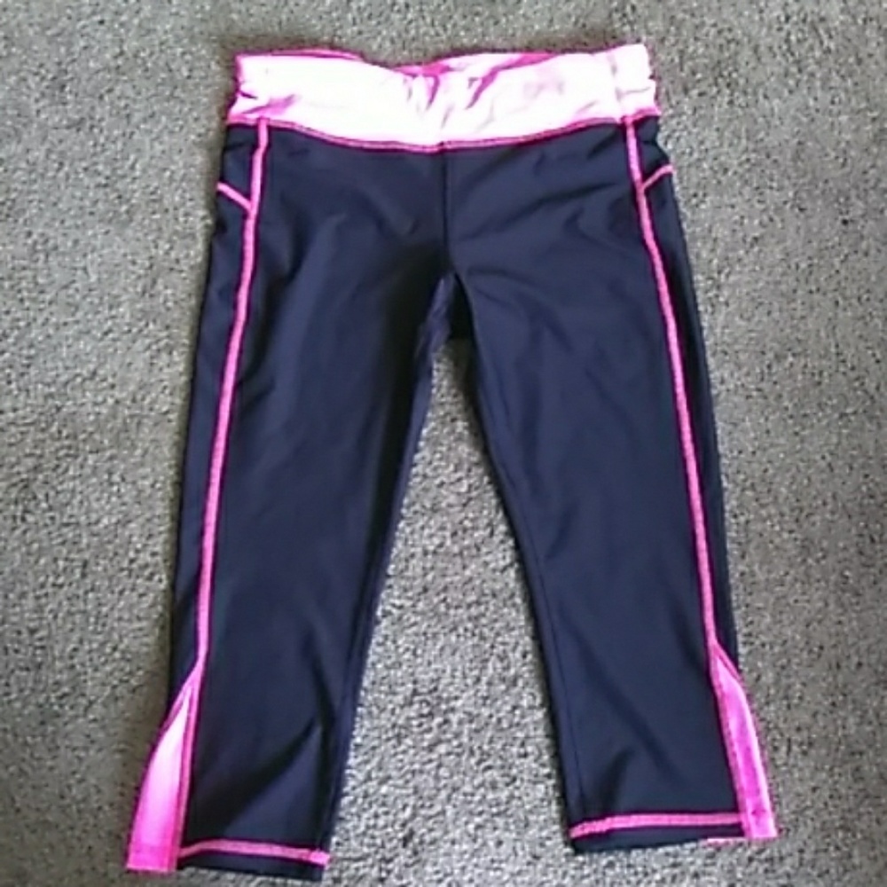 Active wear capri pants